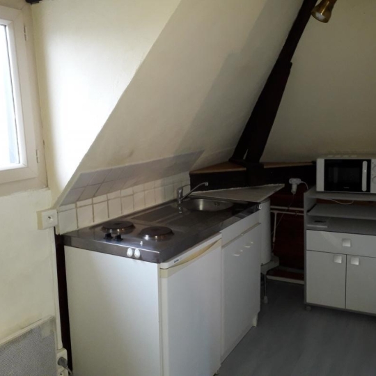  Annonces STROYES : Appartement | TROYES (10000) | 25 m2 | 335 € 
