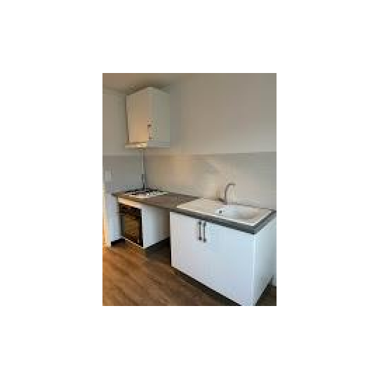  Annonces STROYES : Appartement | TROYES (10000) | 75 m2 | 730 € 
