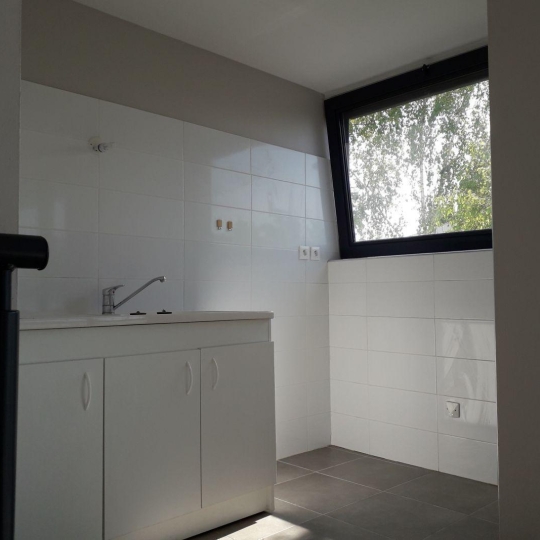  Annonces STROYES : Apartment | TROYES (10000) | 35 m2 | 450 € 