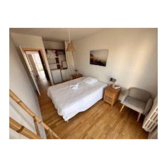  Annonces STROYES : Appartement | TROYES (10000) | 82 m2 | 1 300 € 