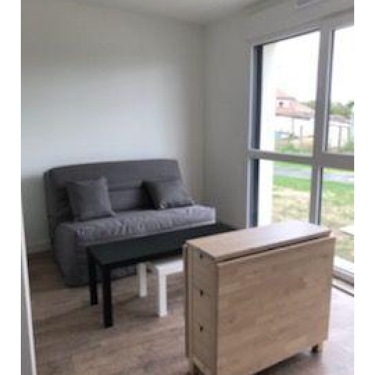  Annonces STROYES : Apartment | ROSIERES-PRES-TROYES (10430) | 22 m2 | 480 € 