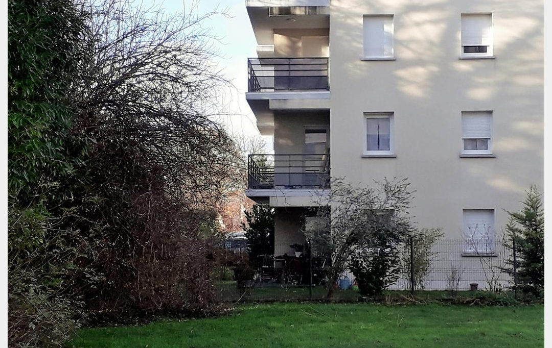 Annonces STROYES : Apartment | SAINT-ANDRE-LES-VERGERS (10120) | 49 m2 | 744 € 