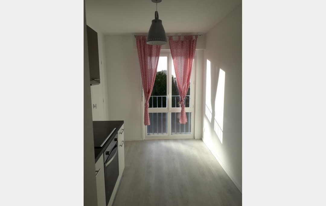 Annonces STROYES : Apartment | SAINT-ANDRE-LES-VERGERS (10120) | 66 m2 | 680 € 
