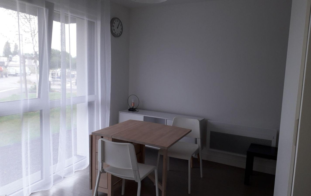 Annonces STROYES : Apartment | ROSIERES-PRES-TROYES (10430) | 22 m2 | 395 € 