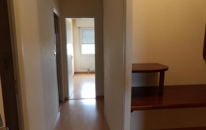 Annonces STROYES : Appartement | TROYES (10000) | 110 m2 | 735 € 