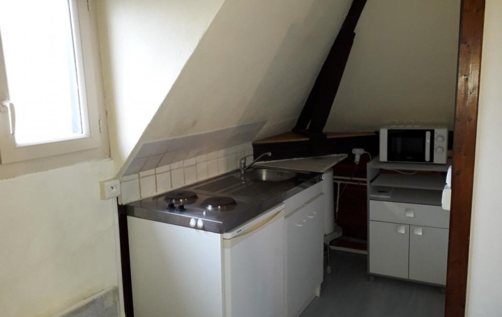 Annonces STROYES : Appartement | TROYES (10000) | 25 m2 | 335 € 